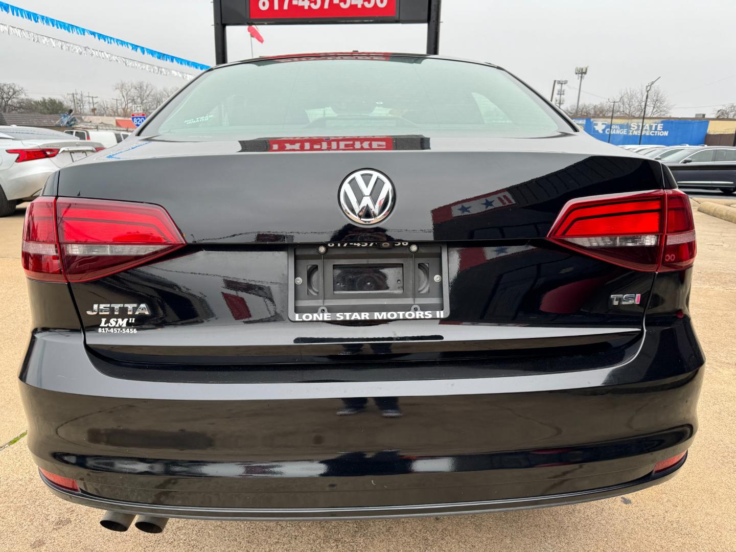 2018 BLACK VOLKSWAGEN JETTA 1.4T S (3VW2B7AJ4JM) , located at 5900 E. Lancaster Ave., Fort Worth, TX, 76112, (817) 457-5456, 0.000000, 0.000000 - This is a 2018 VOLKSWAGEN JETTA 4 DR SEDAN that is in excellent condition. The interior is clean with no rips or tears or stains. All power windows, door locks and seats. Ice cold AC for those hot Texas summer days. It is equipped with a CD player, AM/FM radio, AUX port, Bluetooth connectivity and S - Photo#4